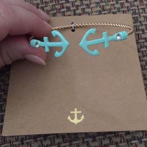 Anchor bracelet